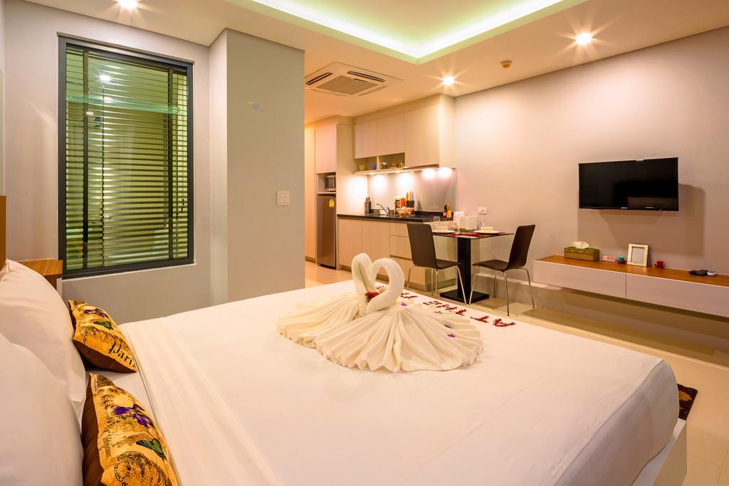 At The Tree Phuket Aparthotel Rawai Rum bild