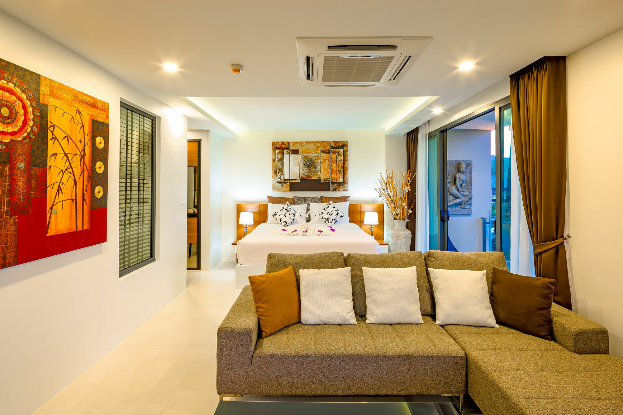At The Tree Phuket Aparthotel Rawai Exteriör bild